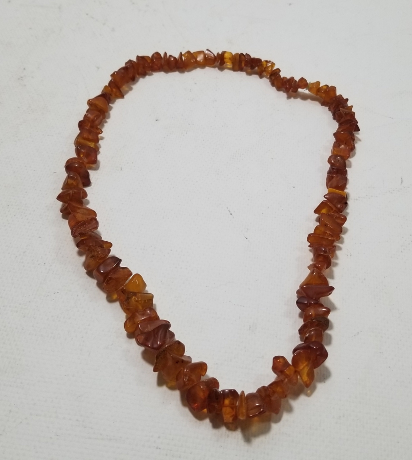 İÇİ FOSİLLİ ÖZEL YAPIM ANTİKA DAMLA KEHRİBAR GERDANLIK