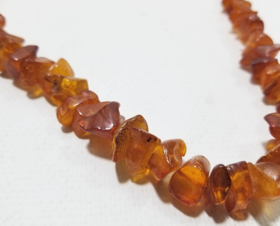 İÇİ FOSİLLİ ÖZEL YAPIM ANTİKA DAMLA KEHRİBAR GERDANLIK