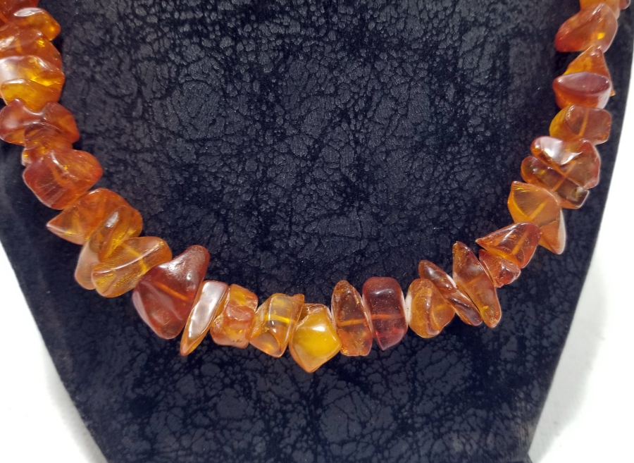 İÇİ FOSİLLİ ÖZEL YAPIM ANTİKA DAMLA KEHRİBAR GERDANLIK