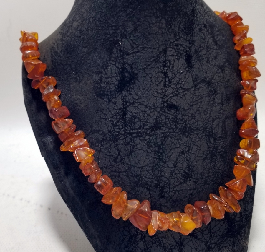 İÇİ FOSİLLİ ÖZEL YAPIM ANTİKA DAMLA KEHRİBAR GERDANLIK