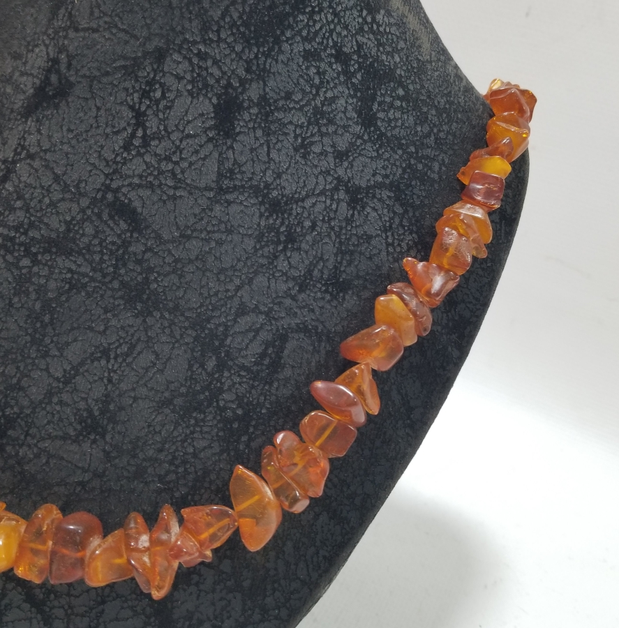 İÇİ FOSİLLİ ÖZEL YAPIM ANTİKA DAMLA KEHRİBAR GERDANLIK