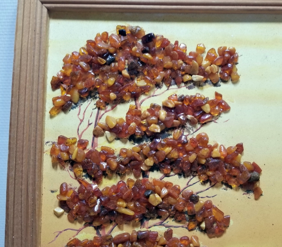 DAMLA KEHRİBARLARLA SÜSLÜ ANTİKA TABLO