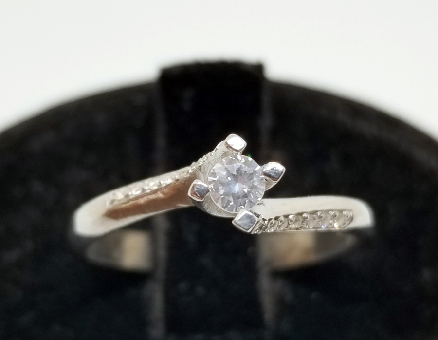 ÖZEL YAPIM SONSUZLUK MODELİ TEKTAŞ YÜZÜK