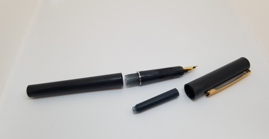 ÇİL KONDİSYONDA DOLMA KALEM