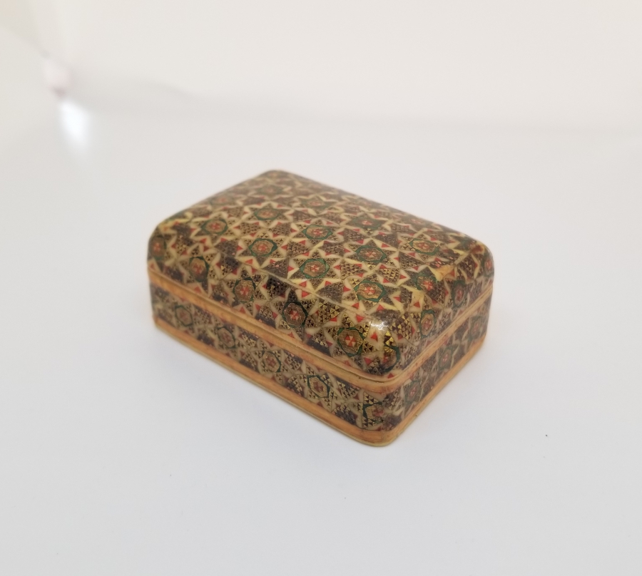 HATEM İŞİ ANTİKA KAPAKLI KUTU