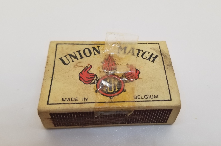 ORİJİNAL KUTUSUNDA ANTİKA DİVİT LOTU