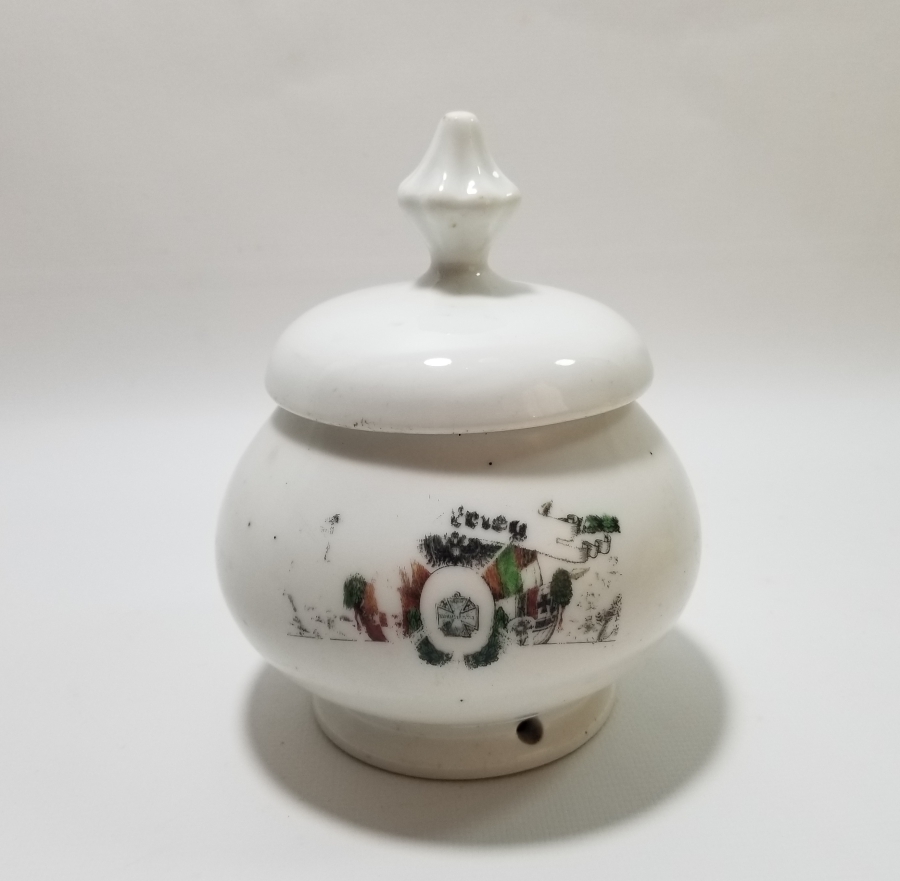 1. DÜNYA SAVAŞI DÖNEMİ ÜÇLÜ İTTİFAK KAPAKLI PORSELEN MACUNLUK