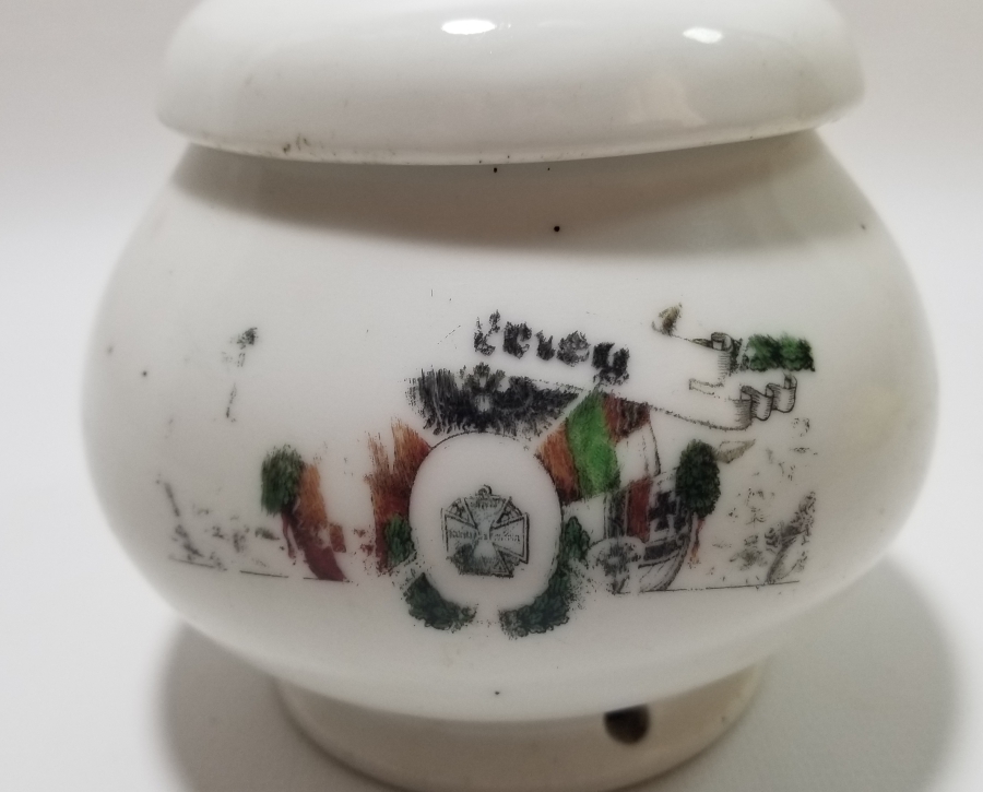 1. DÜNYA SAVAŞI DÖNEMİ ÜÇLÜ İTTİFAK KAPAKLI PORSELEN MACUNLUK