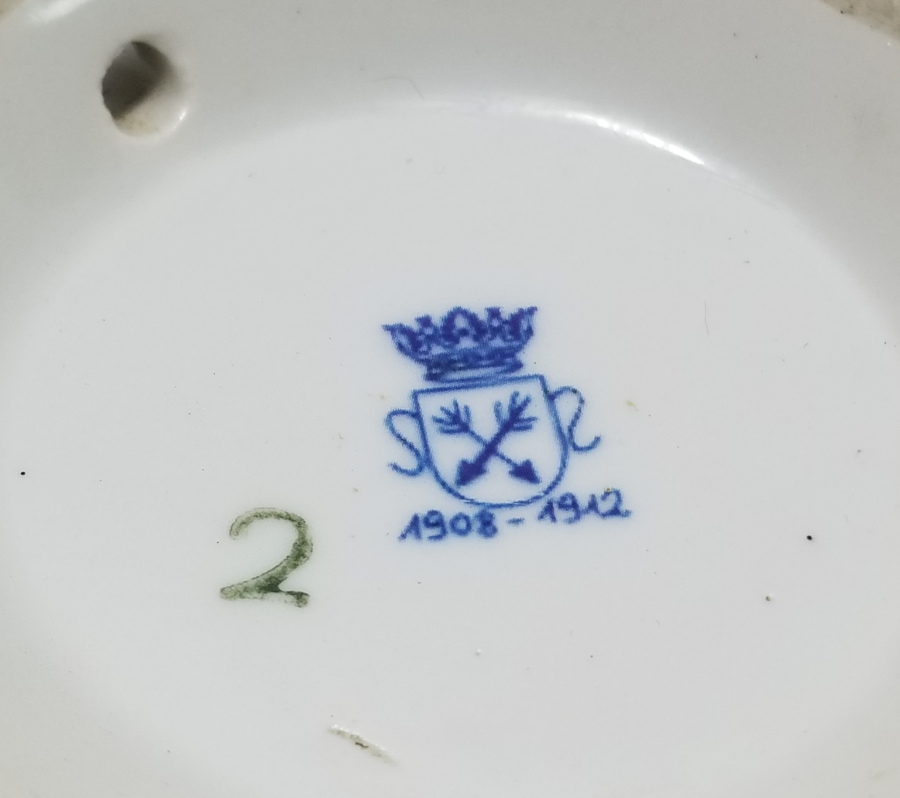 1. DÜNYA SAVAŞI DÖNEMİ ÜÇLÜ İTTİFAK KAPAKLI PORSELEN MACUNLUK