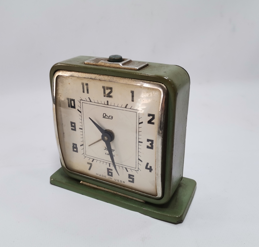 SOVYET YAPIMI ANTİKA MASA SAATİ