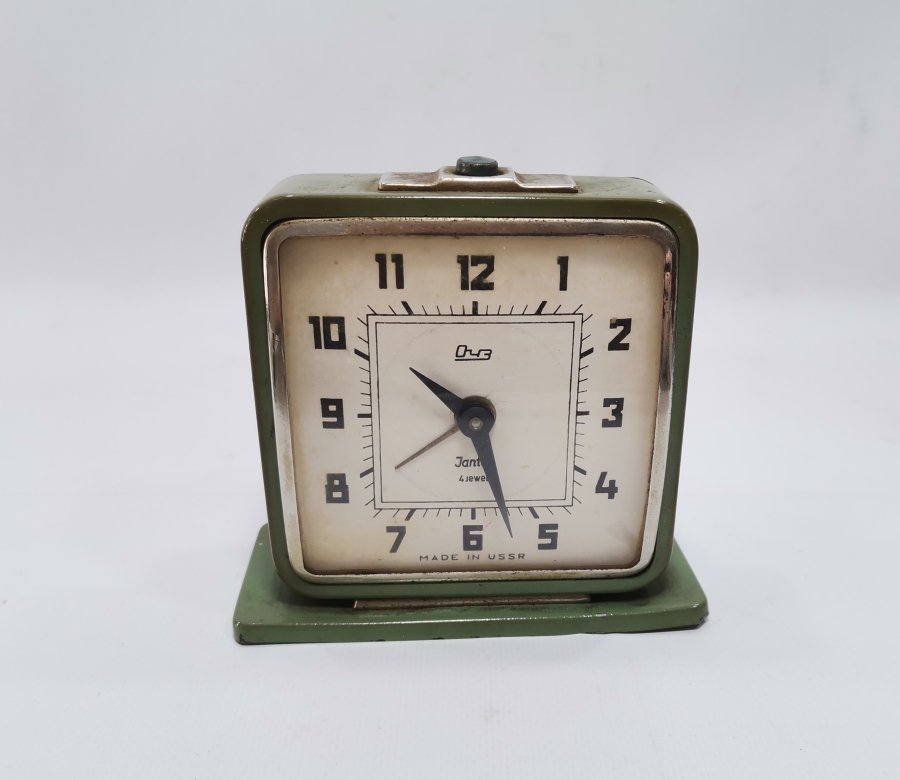 SOVYET YAPIMI ANTİKA MASA SAATİ