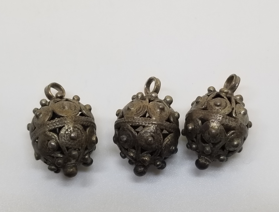 OSMANLI DÖNEMİ TELKARİ İŞÇİLİKLİ ÇOK NADİR KÖSTEK TOPLARI / KOZALARI