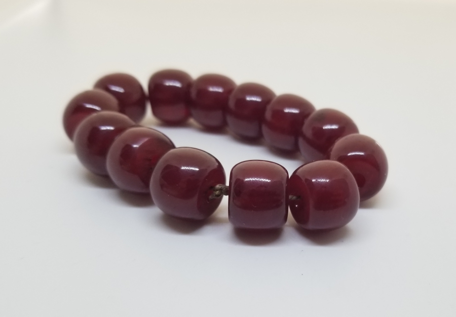 OSMANLI DÖNEMİ İÇLERİ HARELİ SIKMA KEHRİBAR TESPİH TANELERİ