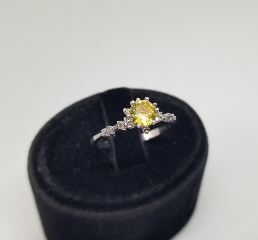 SİTRİN VE PIRLANTA TAŞLI YÜZÜK