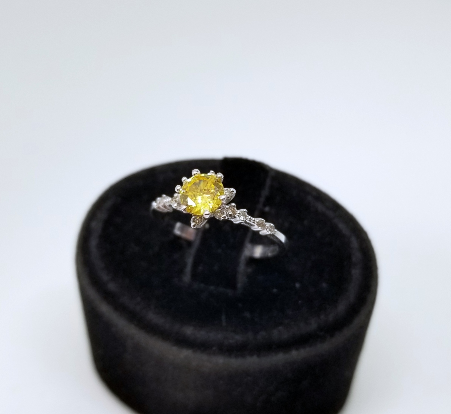 SİTRİN VE PIRLANTA TAŞLI YÜZÜK