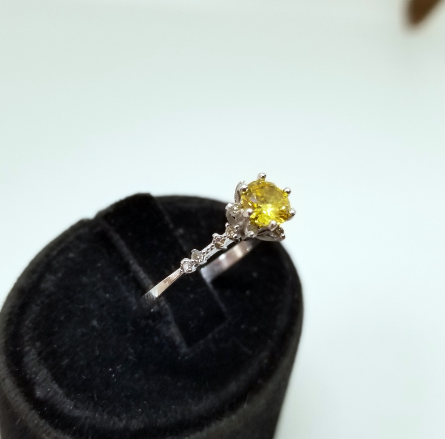 SİTRİN VE PIRLANTA TAŞLI YÜZÜK