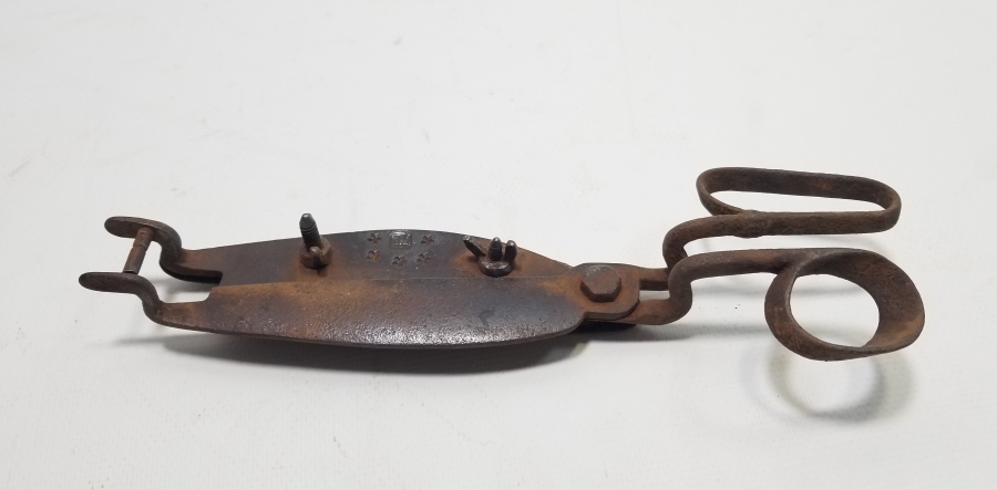 ÜZERİ USTA DAMGALI OSMANLI DÖNEMİ HEREKE YAPIMI HALI MAKASI