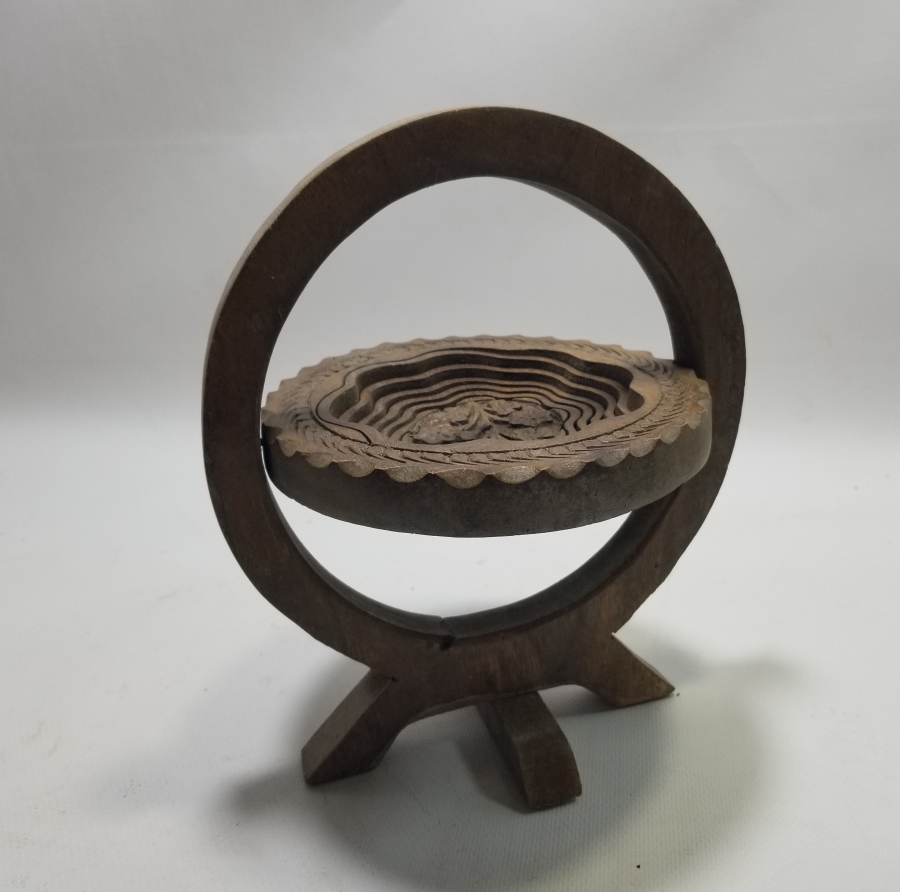 UZAKDOĞU YAPIMI DEKORATİF AHŞAP ŞEKERLİK