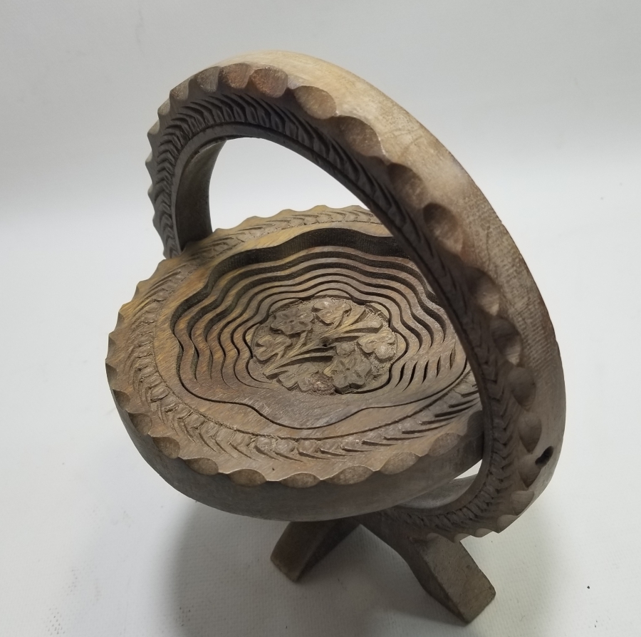 UZAKDOĞU YAPIMI DEKORATİF AHŞAP ŞEKERLİK