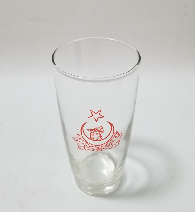 CUMHURİYET BAŞLARI ÇOK NADİR ÜZERİ BOZKURT VE AY YILDIZLI BARDAK