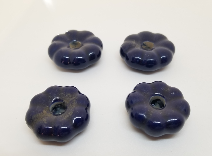 ÜZERİ EL BOYAMA OSMANLI DÖNEMİ PORSELEN ÇEKMECE KULPLARI LOTU