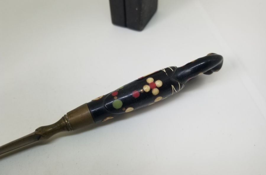 BOYNUZ ÜZERİ KEMİK ÇAKMA İŞÇİLİKLİ OSMANLI DÖNEMİ ZARF AÇACAĞI