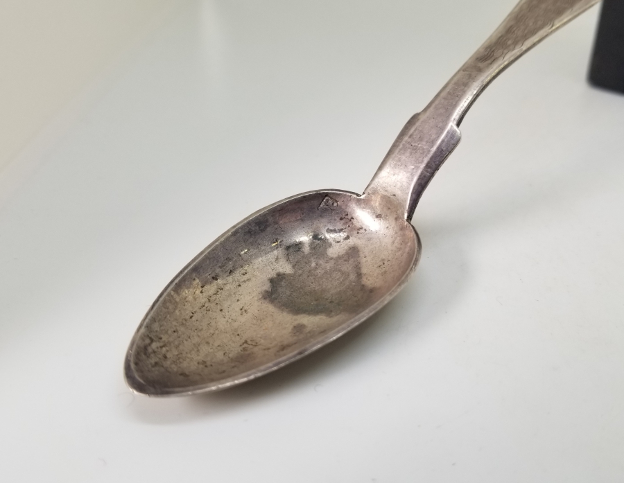 ÜZERİ RUMCA İNSİYALLİ OSMANLI DÖNEMİ AZNAVUR İŞÇİLİKLİ GÜMÜŞ KAŞIK