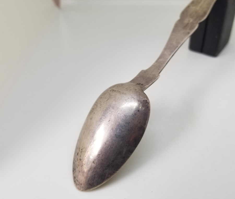 ÜZERİ RUMCA İNSİYALLİ OSMANLI DÖNEMİ AZNAVUR İŞÇİLİKLİ GÜMÜŞ KAŞIK