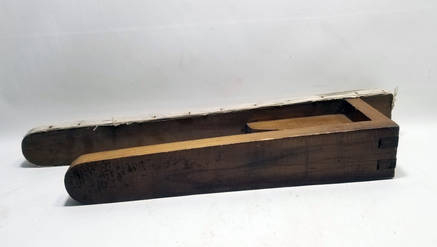 OSMANLI DÖNEMİ EL YAPIMI İPEK KUMAŞ ÜTÜ MASASI