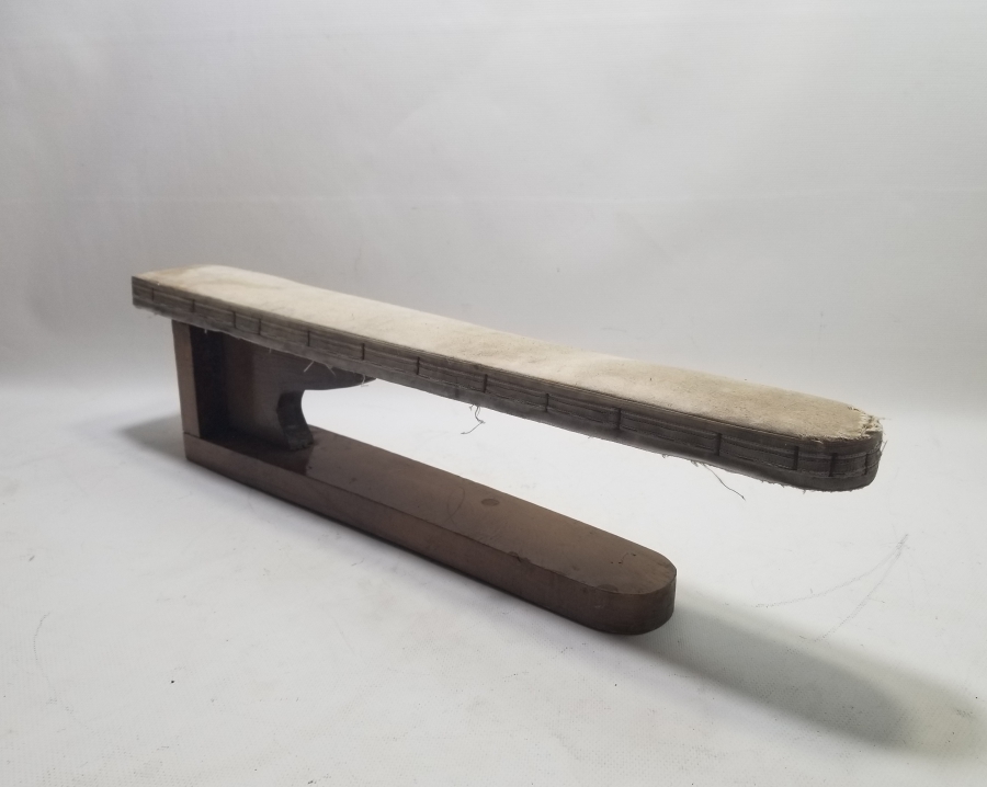 OSMANLI DÖNEMİ EL YAPIMI İPEK KUMAŞ ÜTÜ MASASI