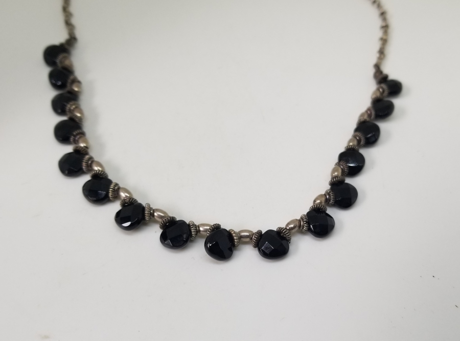 GRANAT TAŞLI ÖZEL YAPIM GÜMÜŞ GERDANLIK