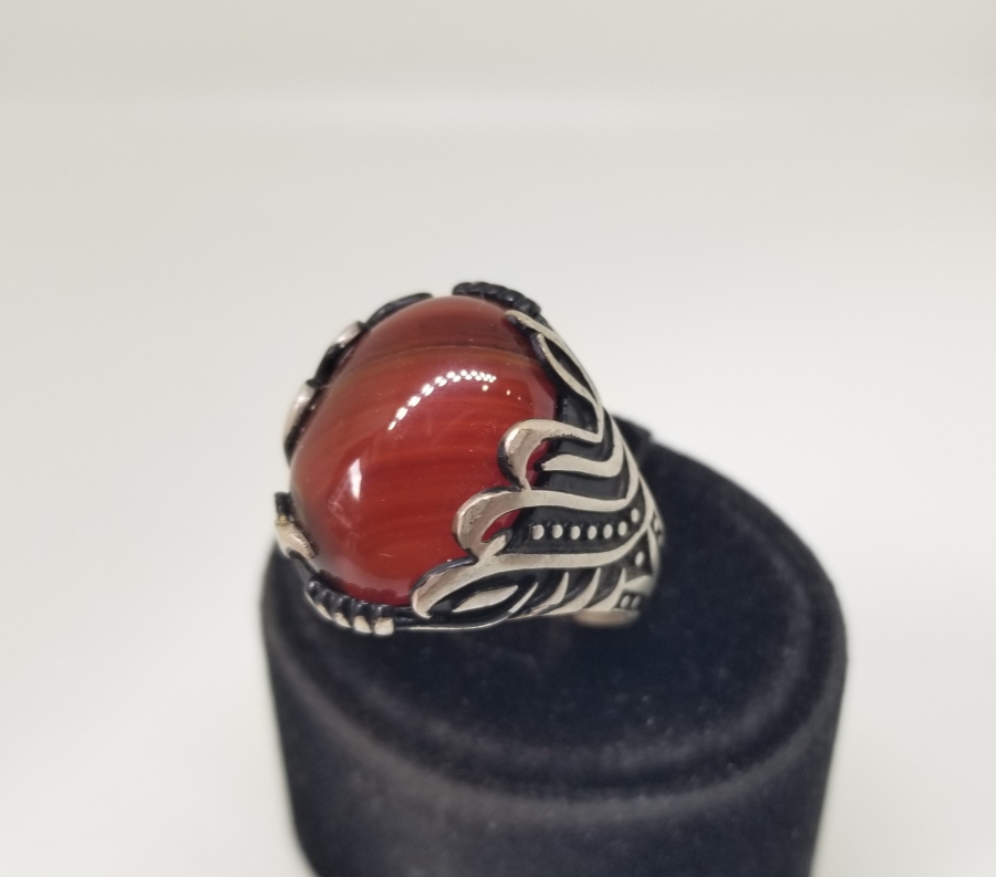 KABARTMA İŞÇİLİKLİ AKİK TAŞLI GÜMÜŞ YÜZÜK