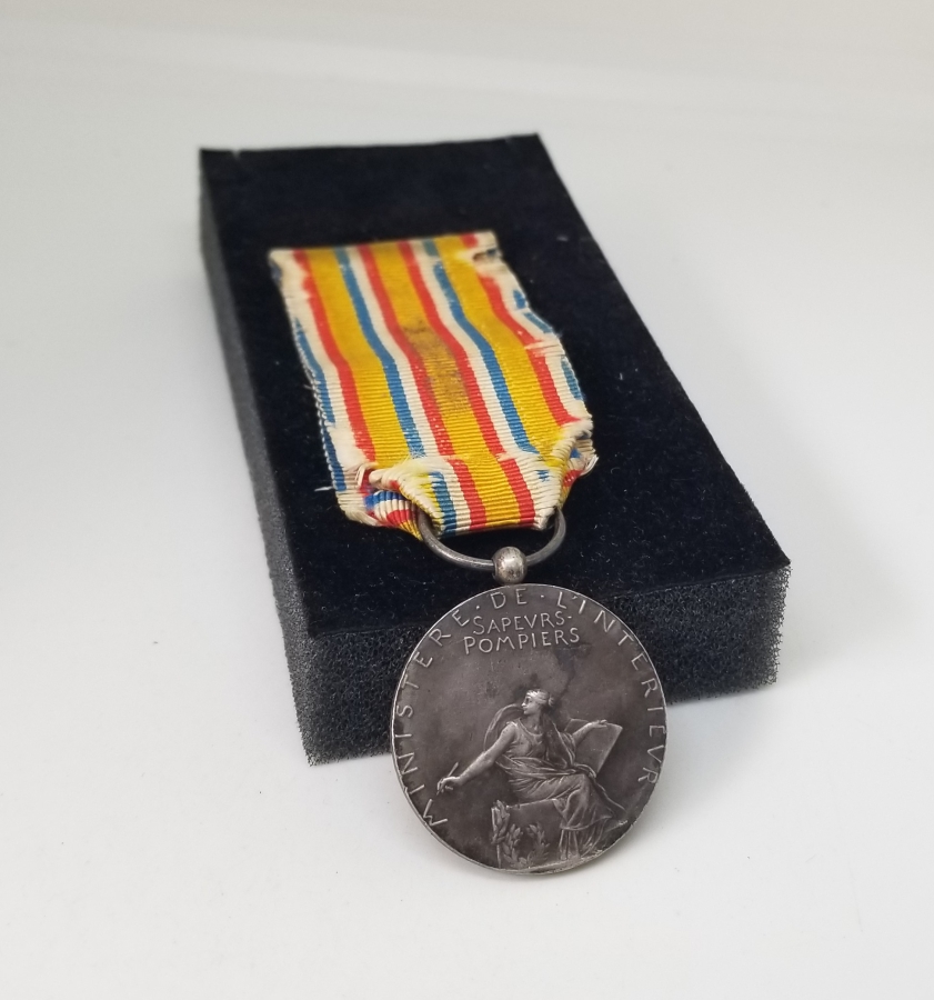 ORİJİNAL ASKISIYLA 1. DÜNYA SAVAŞI DÖNEMİ FRANSIZ GÜMÜŞ LİYAKAT MADALYASI