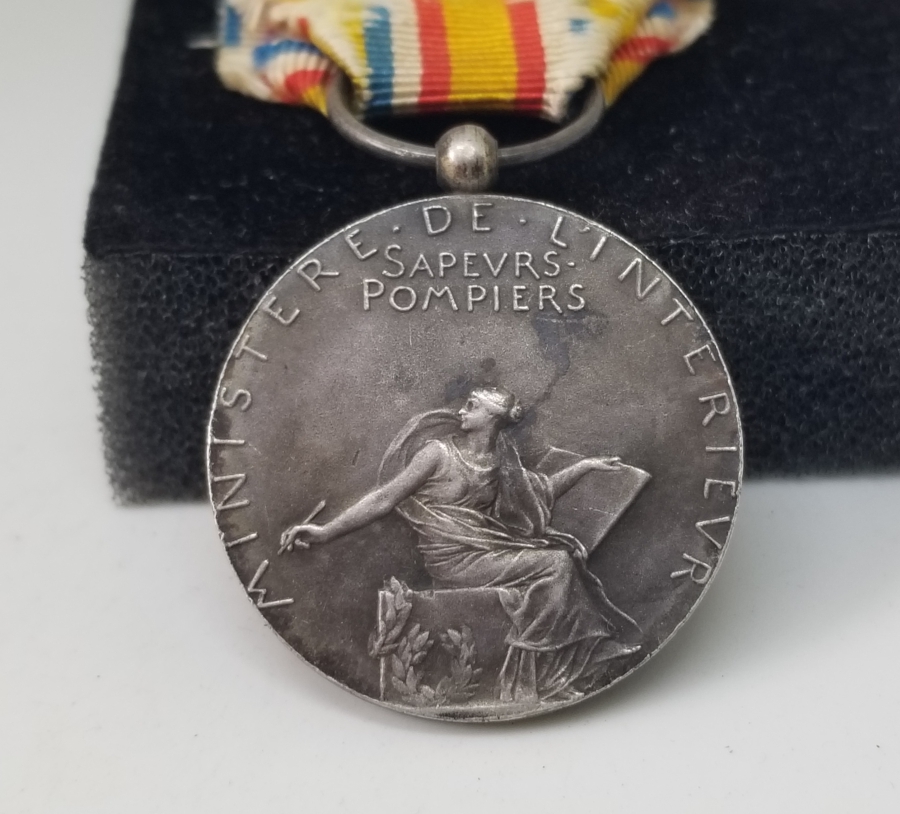 ORİJİNAL ASKISIYLA 1. DÜNYA SAVAŞI DÖNEMİ FRANSIZ GÜMÜŞ LİYAKAT MADALYASI