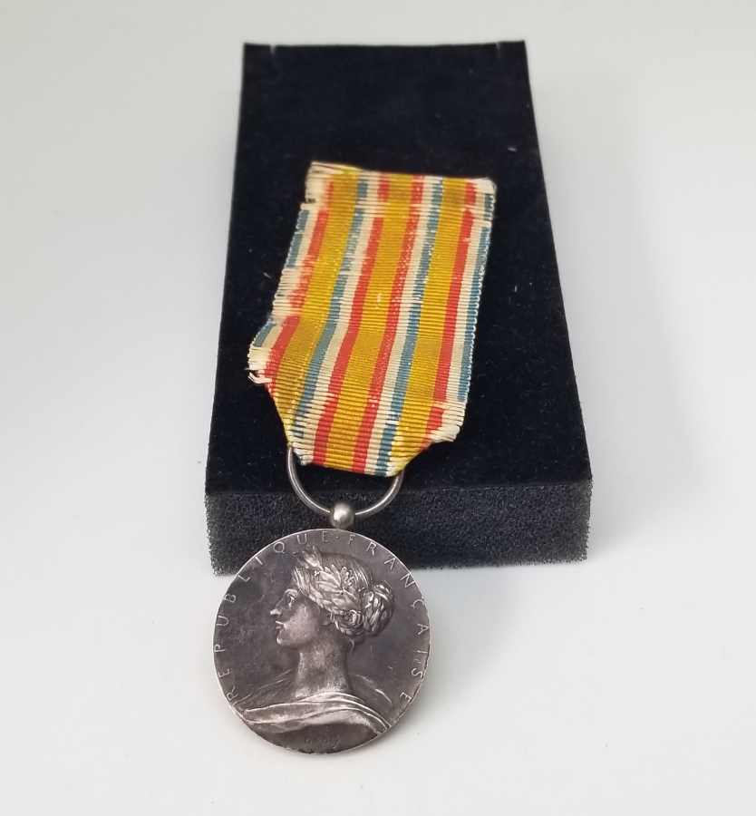 ORİJİNAL ASKISIYLA 1. DÜNYA SAVAŞI DÖNEMİ FRANSIZ GÜMÜŞ LİYAKAT MADALYASI