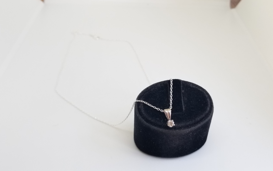 PIRLANTA TAŞLI ÖZEL YAPIM KOLYE