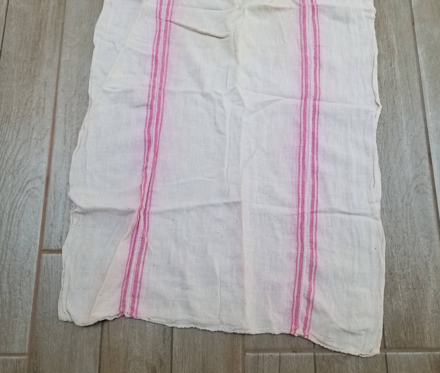 YAKASI VE KOLLARI İŞLEMELİ OSMANLI DÖNEMİ İPEKLİ GELİN İÇLİĞİ