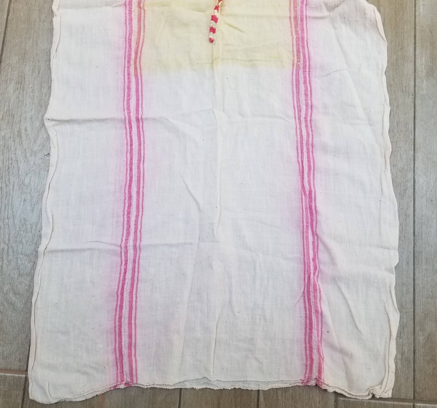 YAKASI VE KOLLARI İŞLEMELİ OSMANLI DÖNEMİ İPEKLİ GELİN İÇLİĞİ