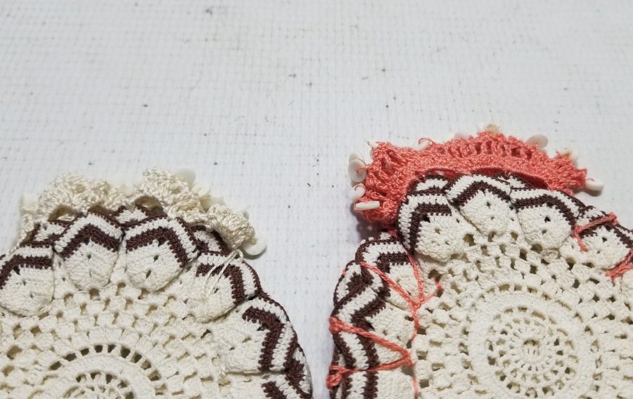 İKİ ADET ANTİKA KESE