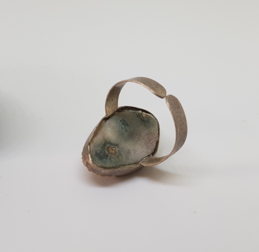 ÜZERİ DOĞAL AMETİST TAŞLI ÖZEL YAPIM ANTİKA GÜMÜŞ YÜZÜK