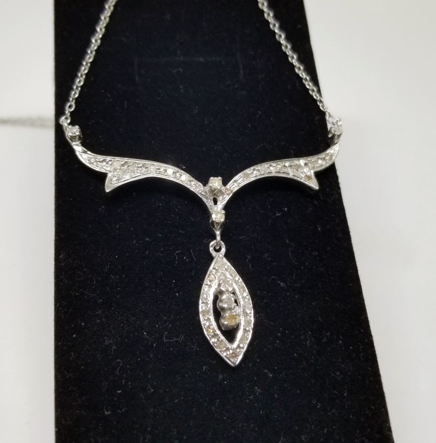 PIRLANTA TAŞLI DAMLA MODEL GERDANLIK