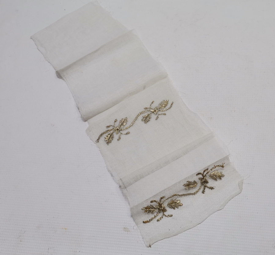 GÜMÜŞ SIRMA İŞÇİLİKLİ OSMANLI DÖNEMİ İPEK UÇKUR