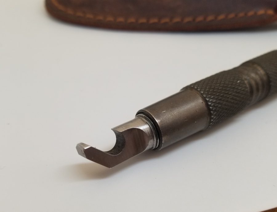 ORİJİNAL DERİ KILIFINDA ANTİKA KAMPÇI BIÇAĞI