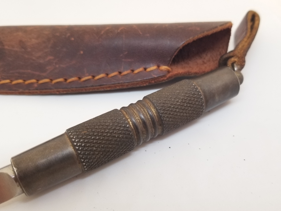 ORİJİNAL DERİ KILIFINDA ANTİKA KAMPÇI BIÇAĞI