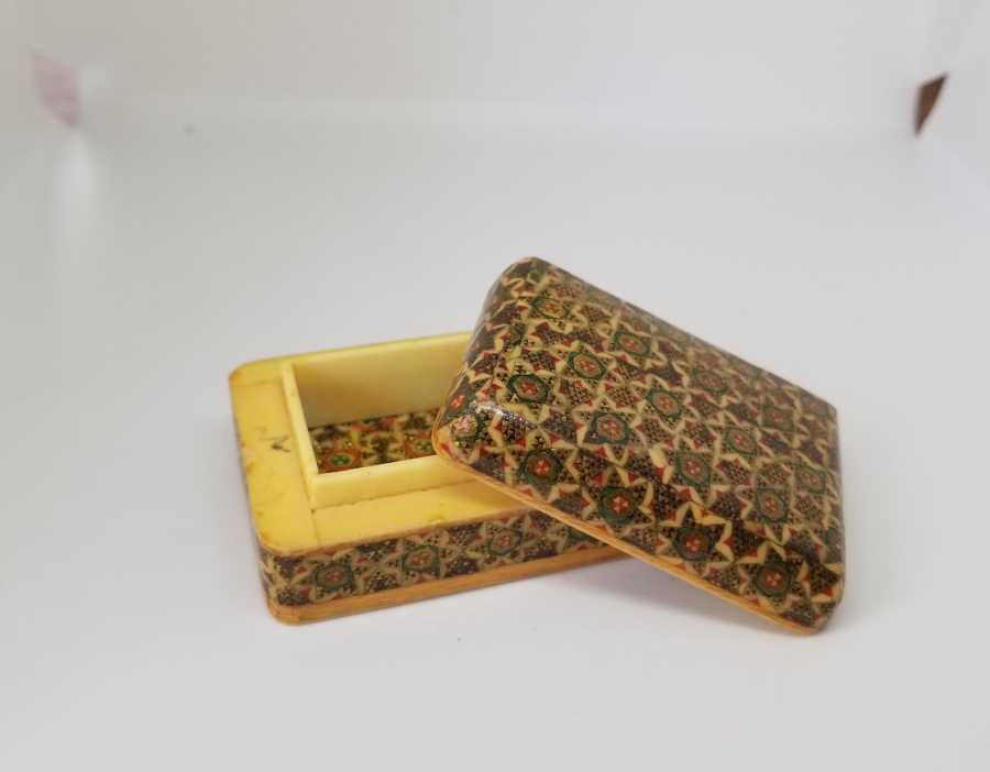 HATEM İŞİ ANTİKA KAPAKLI KUTU