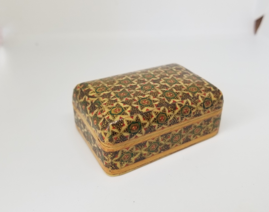 HATEM İŞİ ANTİKA KAPAKLI KUTU