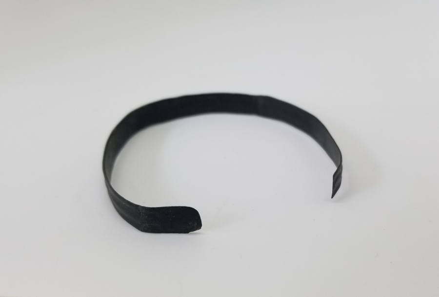 1800 BAŞLARI ÜZERİ OSMANLICA YAZILI NADİR TILSIMLI ERKEK BİLEKLİĞİ - NADİR