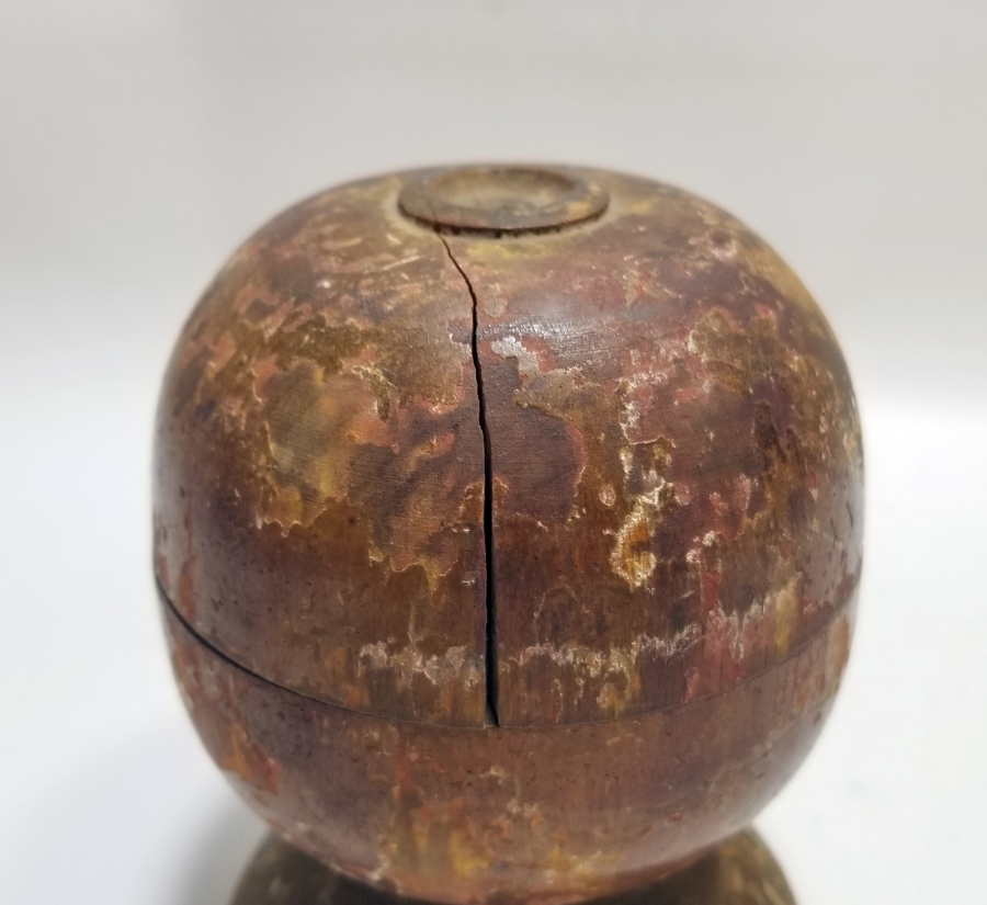 ÜZERİ KÖK BOYALI OSMANLI DÖNEMİ NADİR TEKKE İŞİ TESPİH KUTUSU