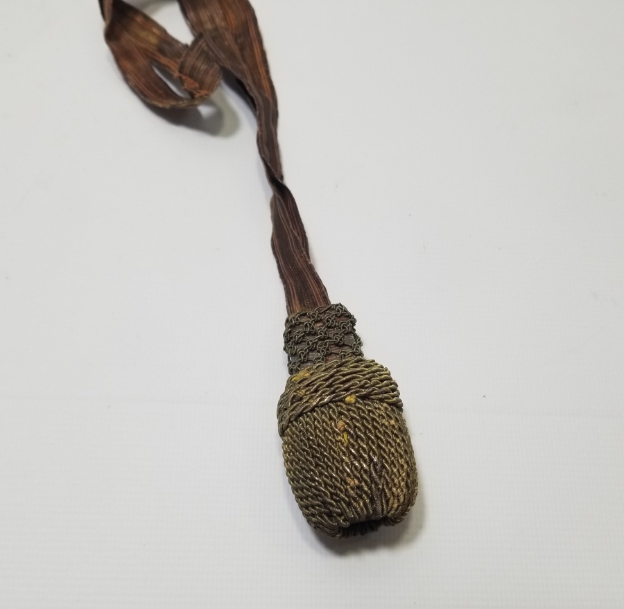 OSMANLI DÖNEMİ ALTIN SIRMALI SUBAY KILIÇ PÜSKÜLÜ