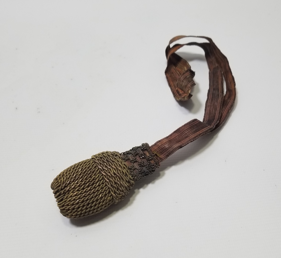 OSMANLI DÖNEMİ ALTIN SIRMALI SUBAY KILIÇ PÜSKÜLÜ